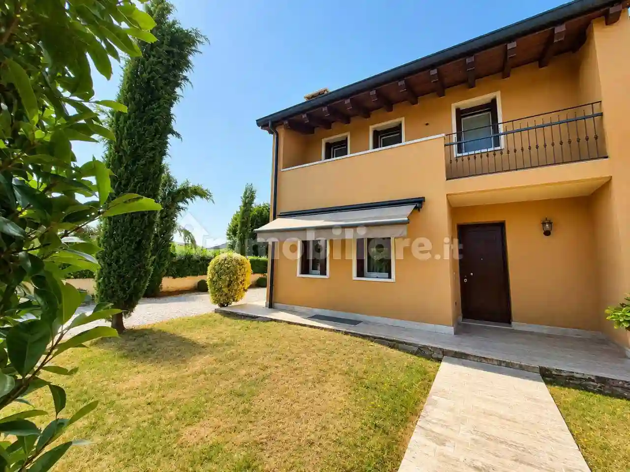 Villa - foto 2