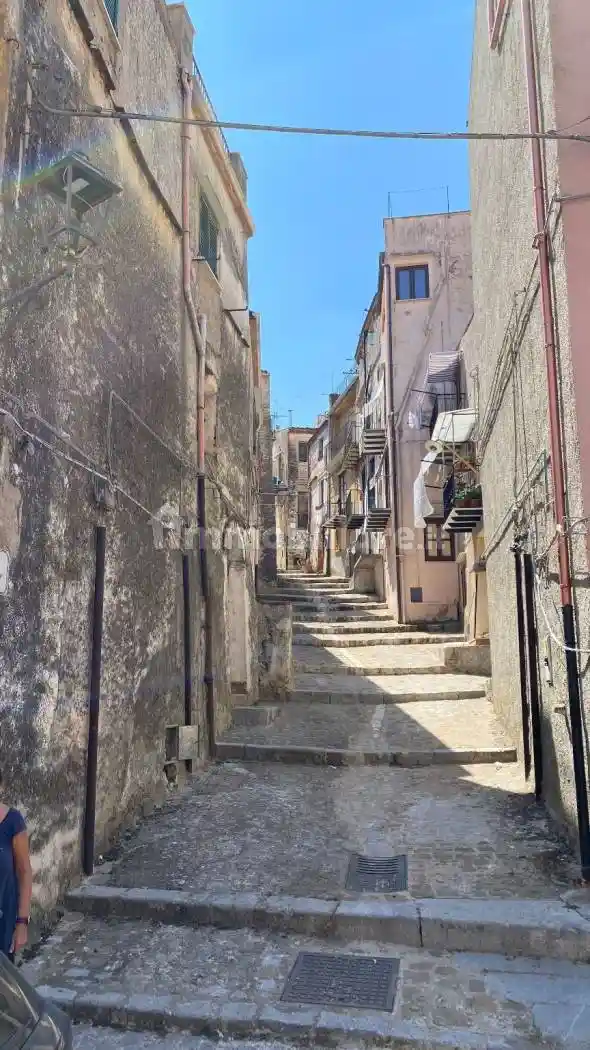 Appartamento in vendita a Isnello