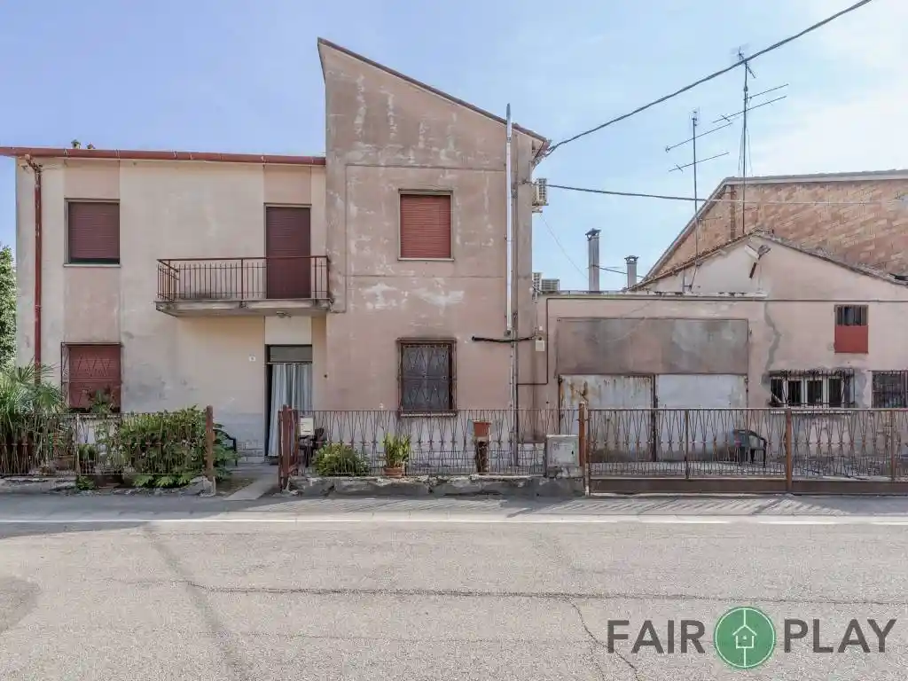 Villa in vendita a Ravenna