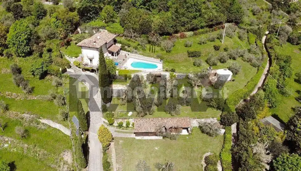 Villa in vendita a Toscolano-Maderno