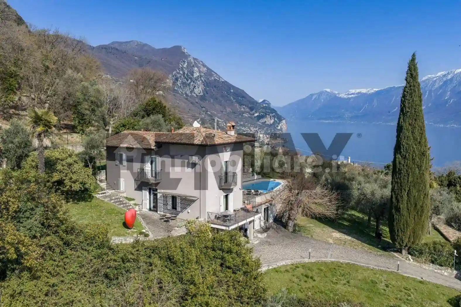 Villa - foto 2