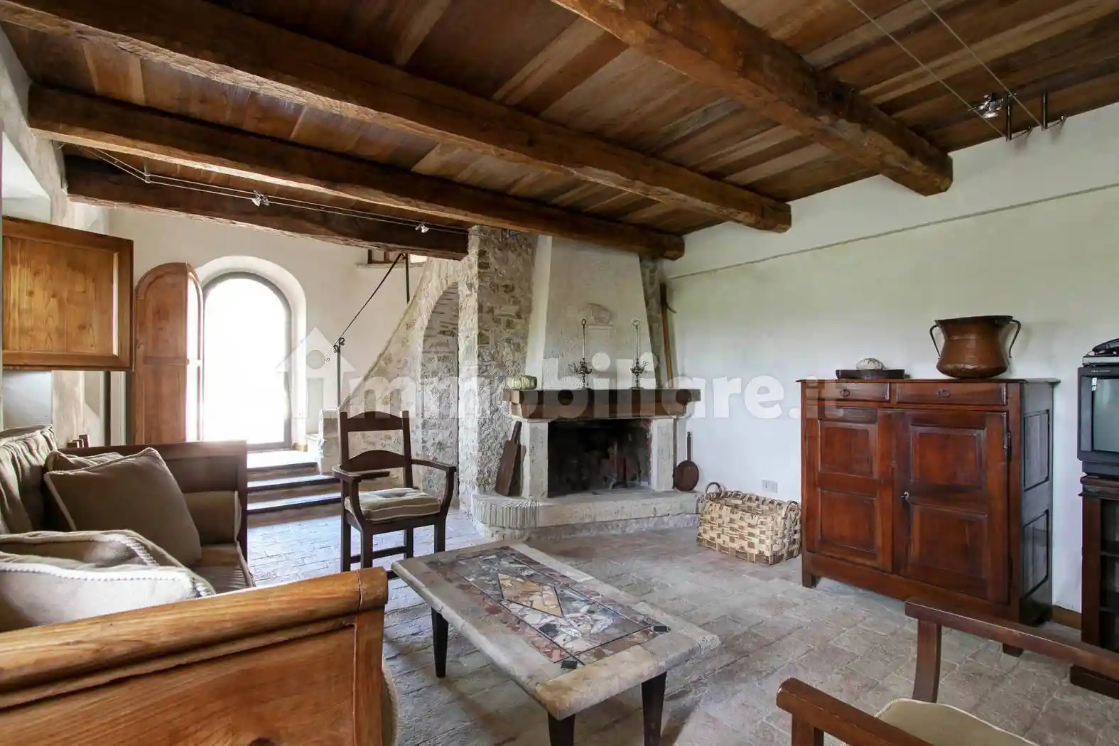 Rustico - Casale in vendita a Monteleone Sabino