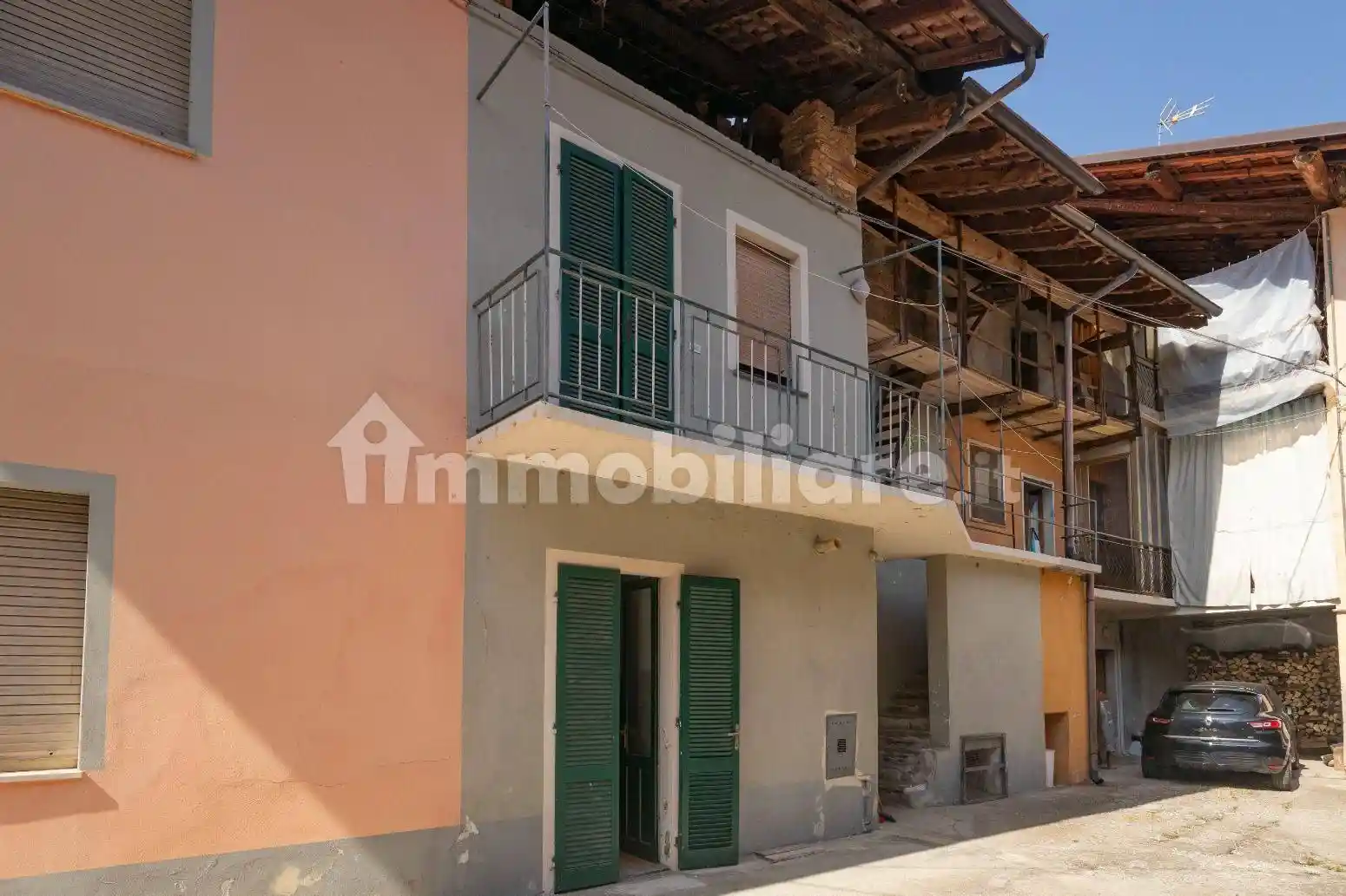 Casa indipendente in vendita a Cavaglio d'Agogna