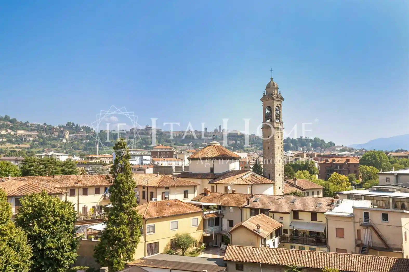 Appartamento in vendita a Bergamo