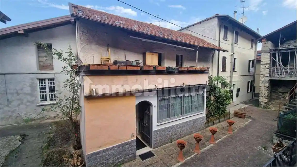 Casa indipendente in vendita a Omegna