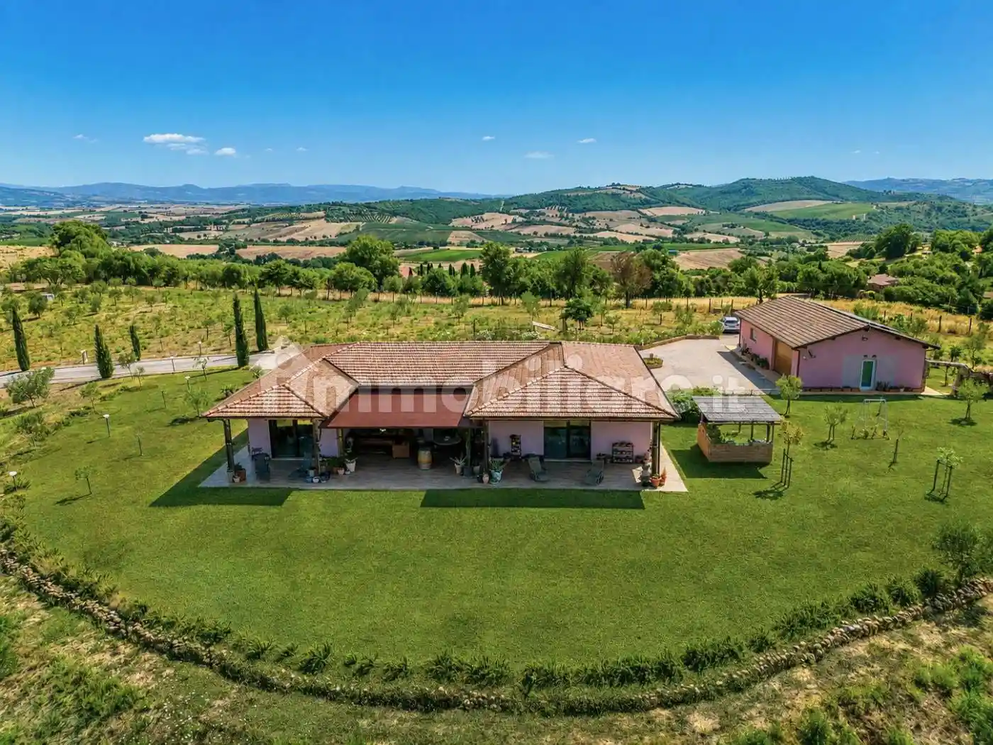 Villa in vendita a Magliano in Toscana