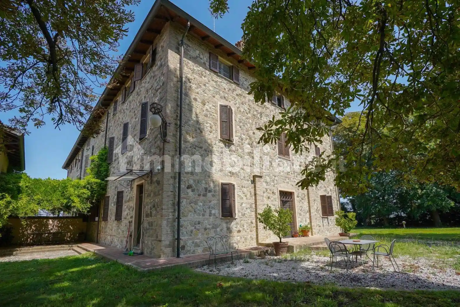 Appartamento in vendita a Montechiarugolo
