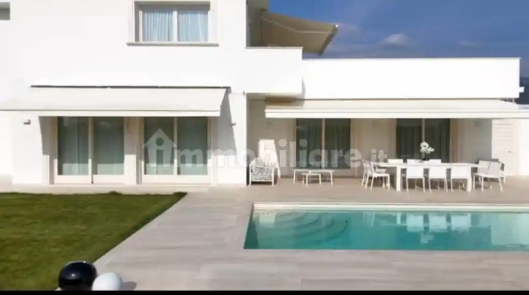Villa in affitto a Pietrasanta