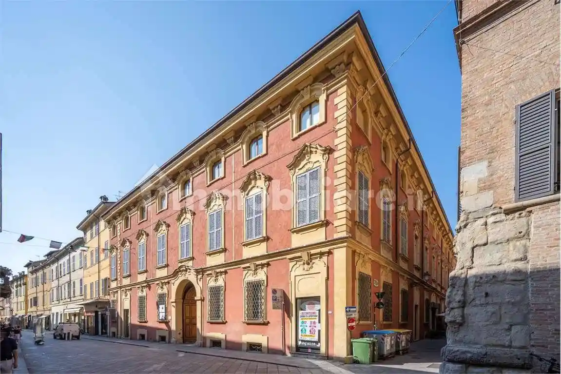 Appartamento in vendita a Reggio Emilia