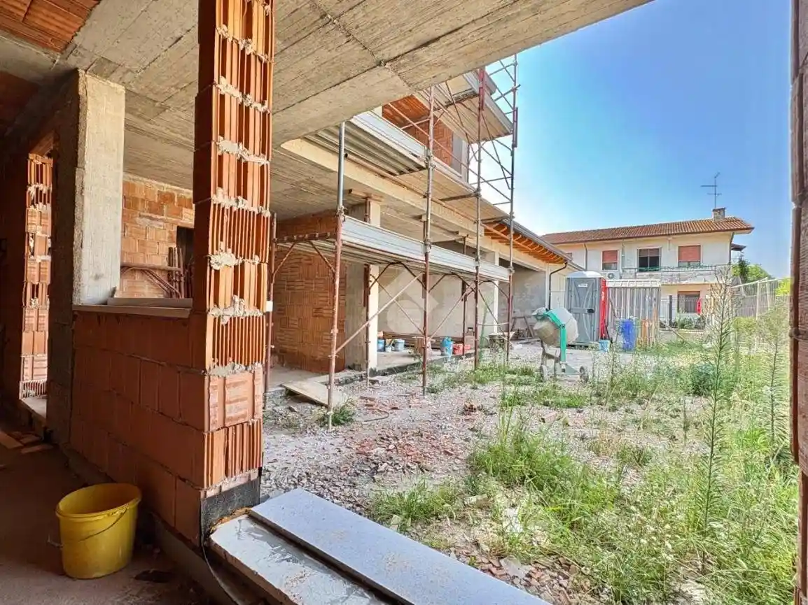 Appartamento in vendita a Nogarole Rocca