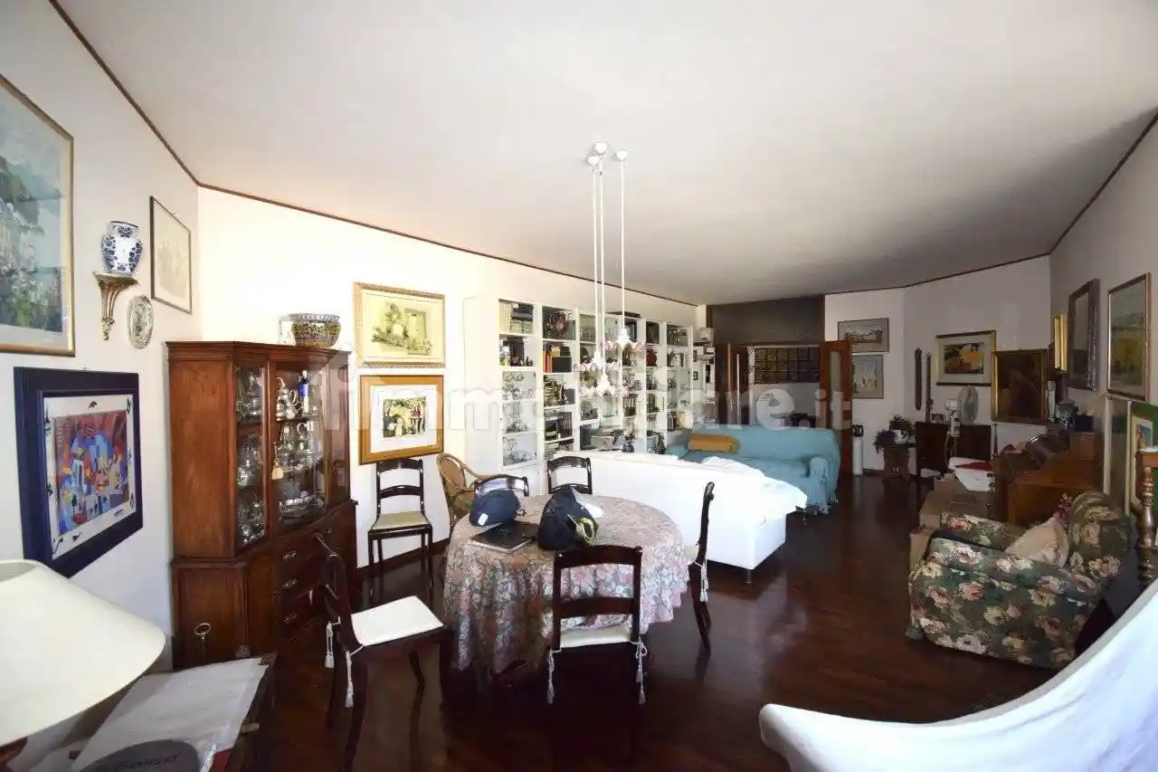 Appartamento in vendita a Alto Reno Terme
