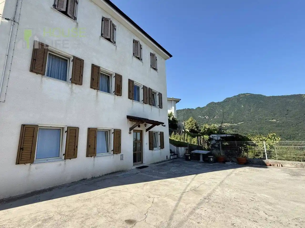 Casa indipendente in vendita a Schio