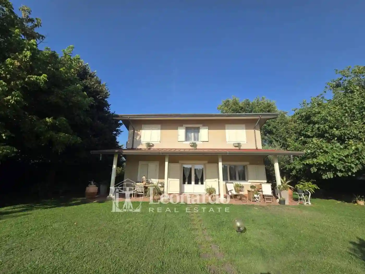 Villa - foto 2