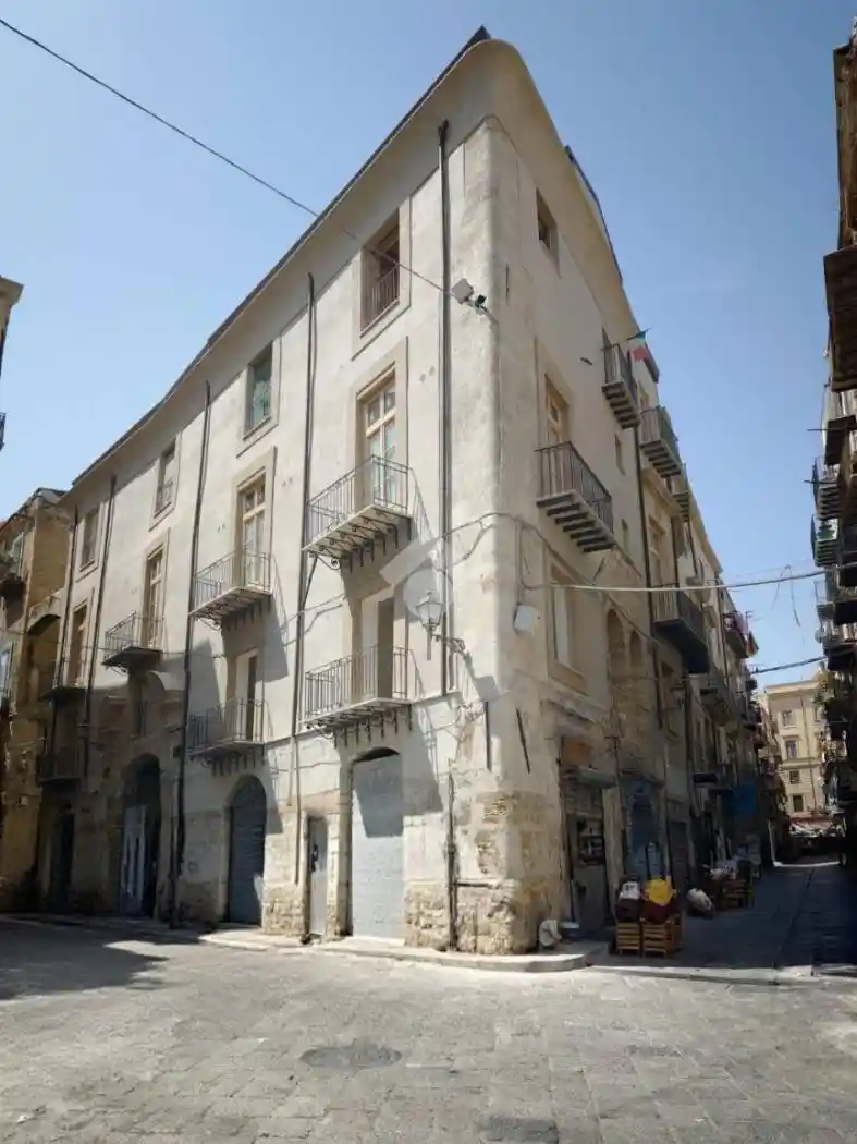 Appartamento in vendita a Palermo