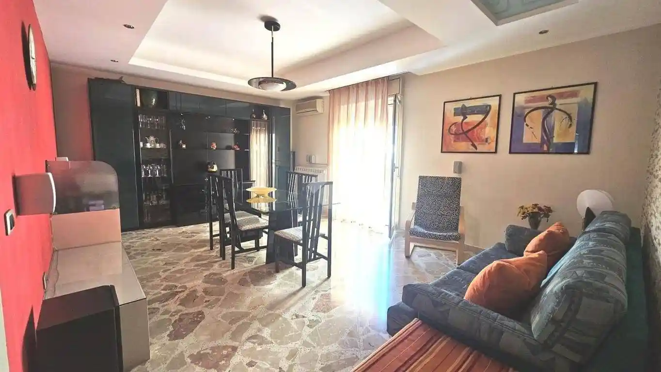Appartamento in vendita a Palermo