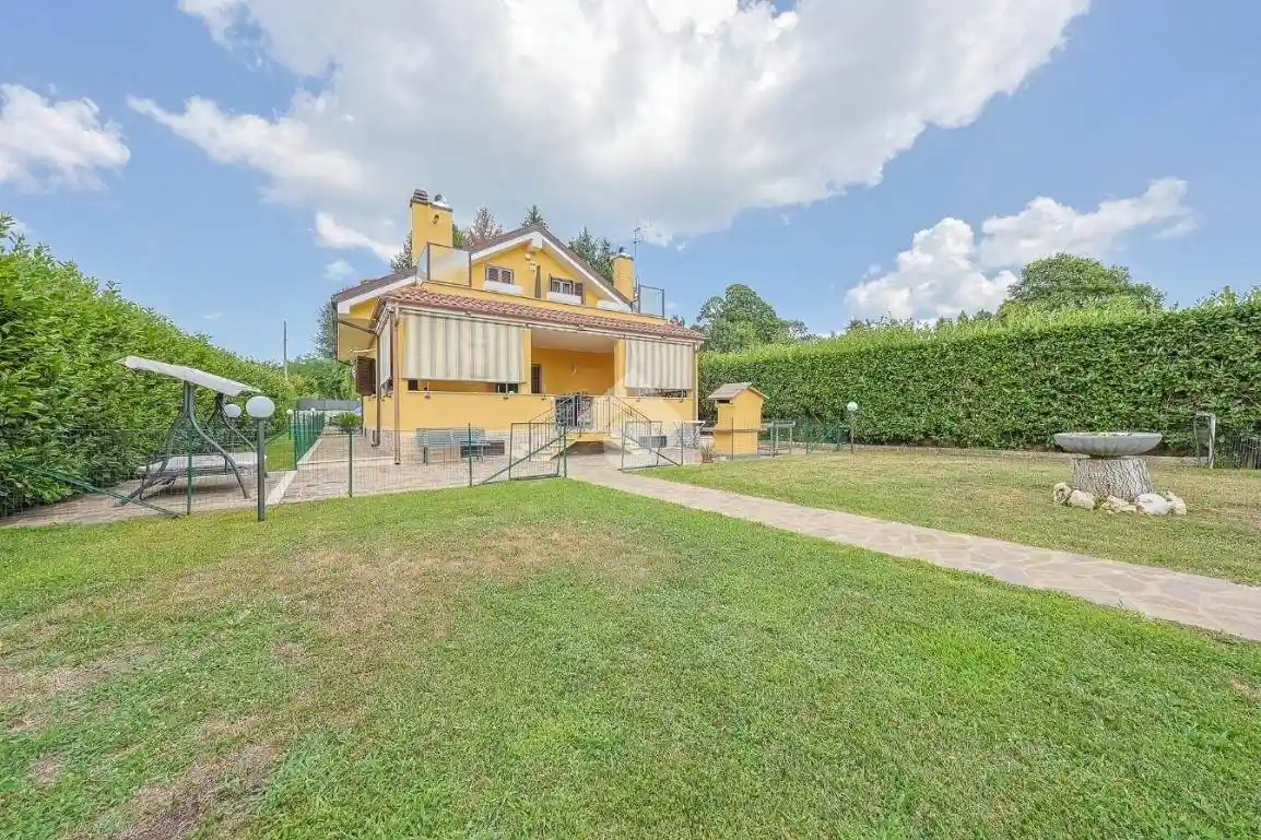 Villa in vendita a Rocca Priora