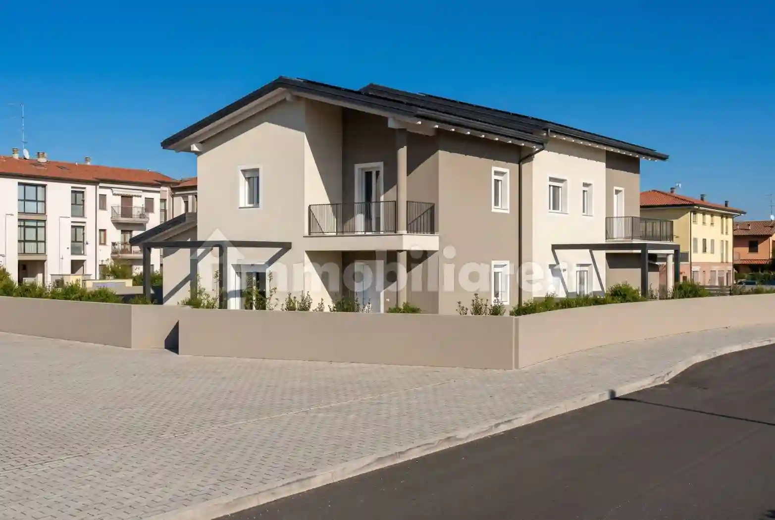 Villa - foto 2