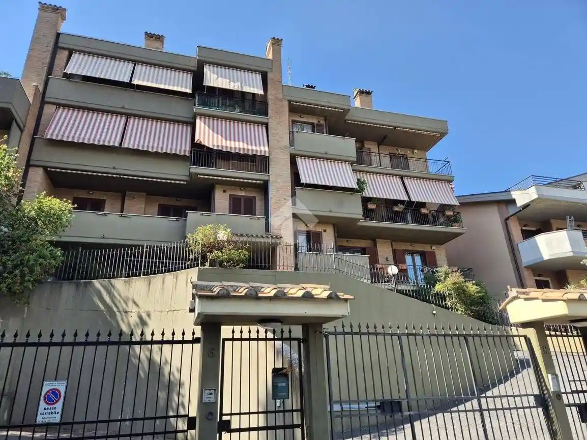 Appartamento in affitto a Colleferro