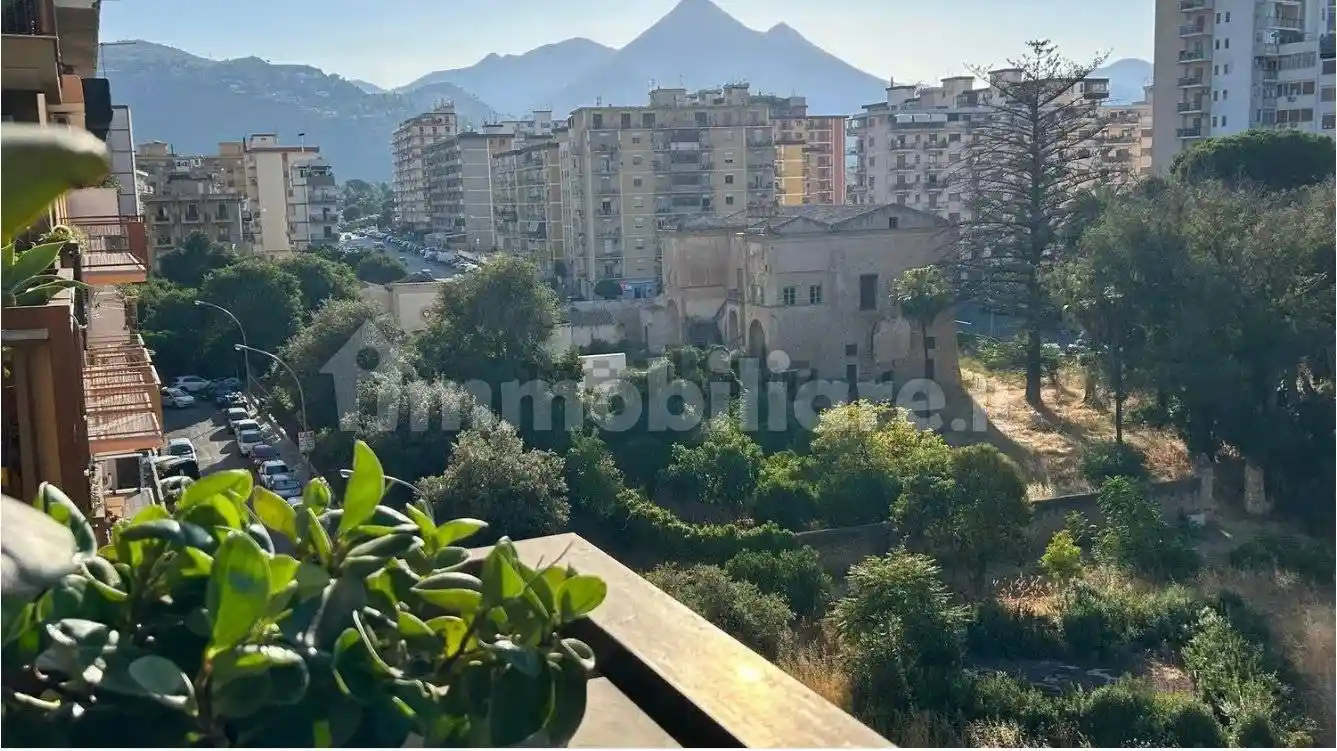 Appartamento in vendita a Palermo