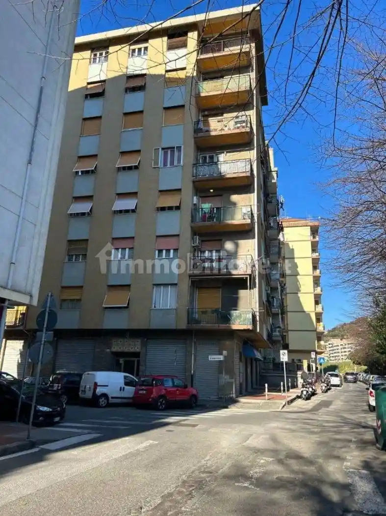 Appartamento in vendita a Savona