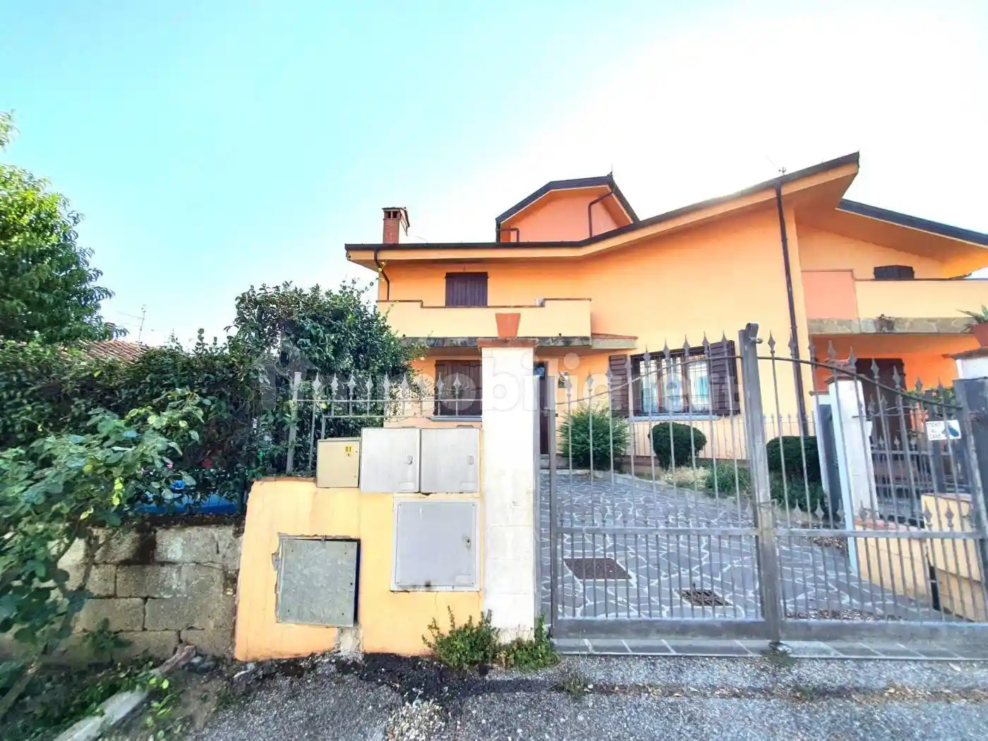 Casa indipendente in vendita a Quarrata