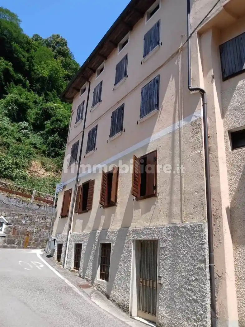 Appartamento in vendita a Posina