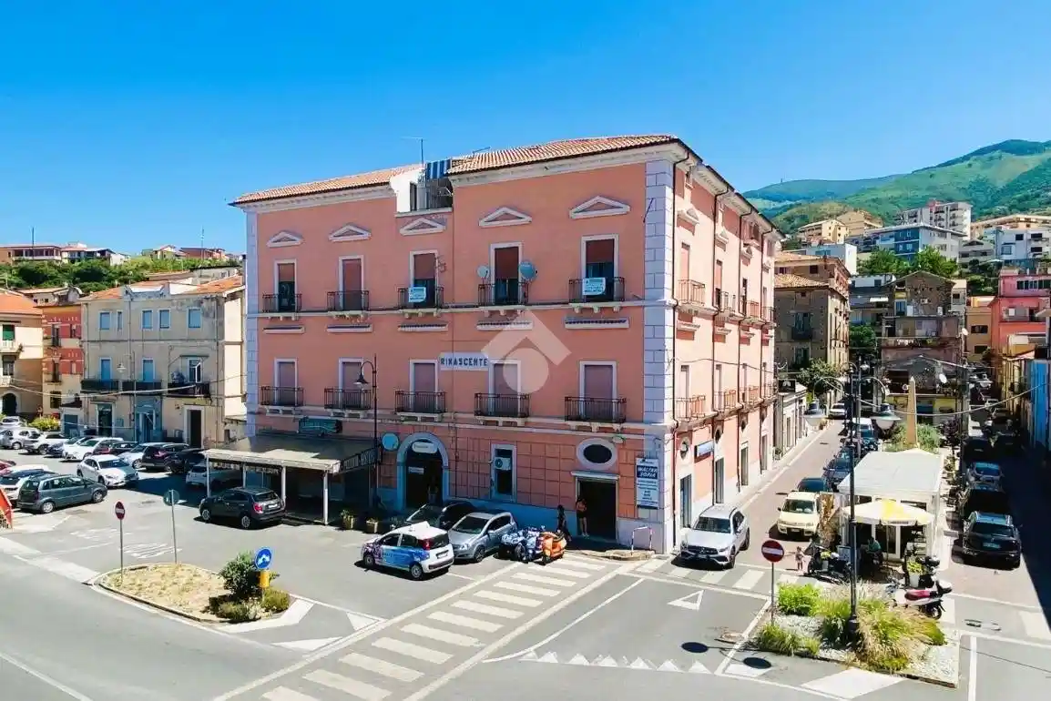 Appartamento in vendita a Paola
