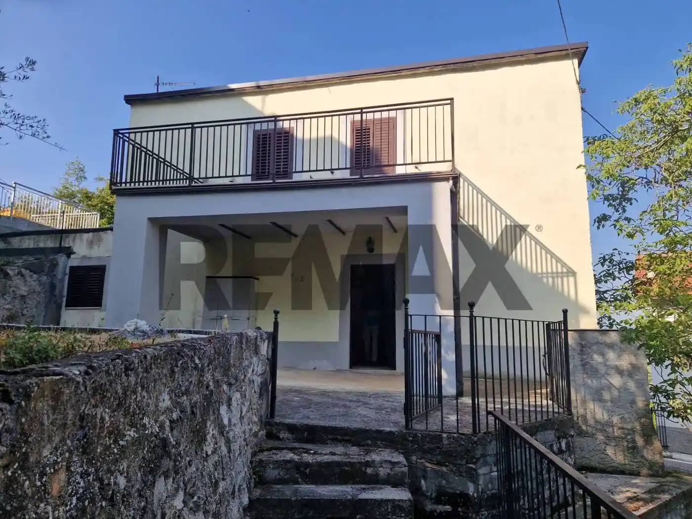 Casa indipendente in vendita a Lettomanoppello