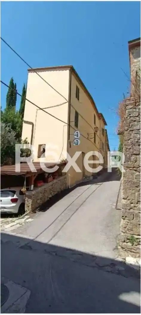Palazzo - Edificio in vendita a Asciano