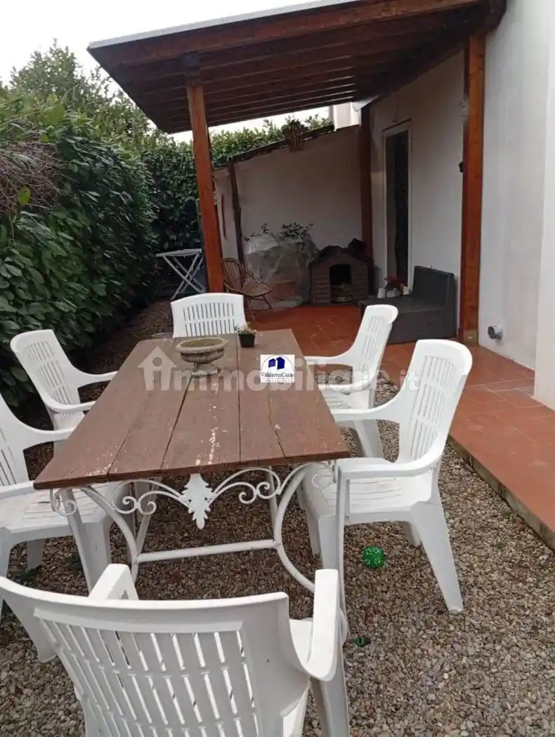 Appartamento in vendita a Reggello