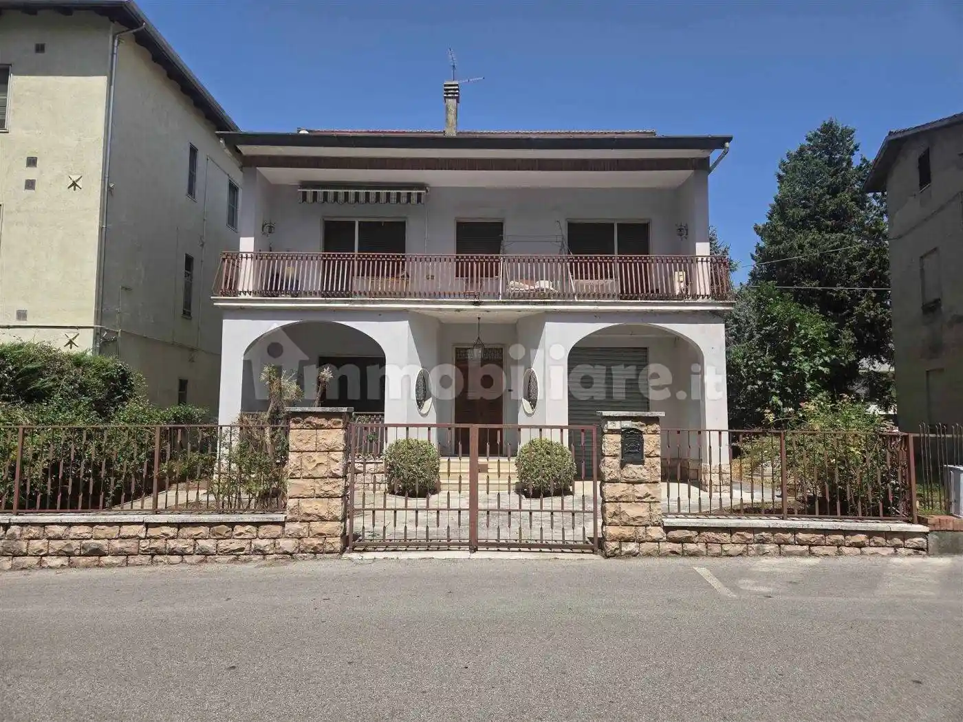 Casa indipendente in vendita a Bastia Umbra