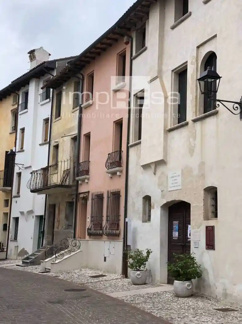 Casa indipendente in vendita a Conegliano
