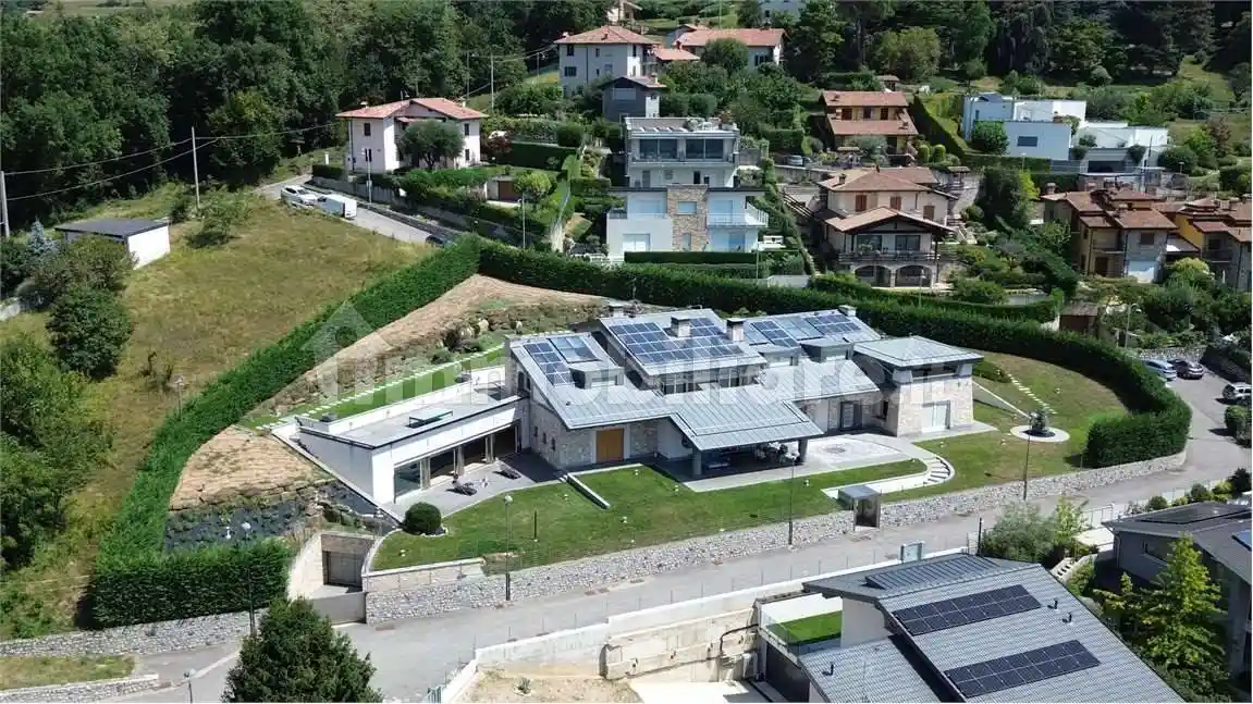 Villa in vendita a Ponteranica