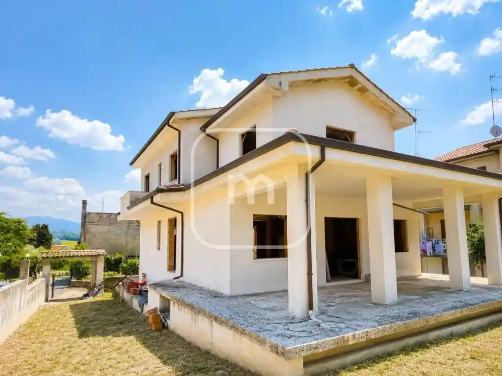 Villa in vendita a Tivoli