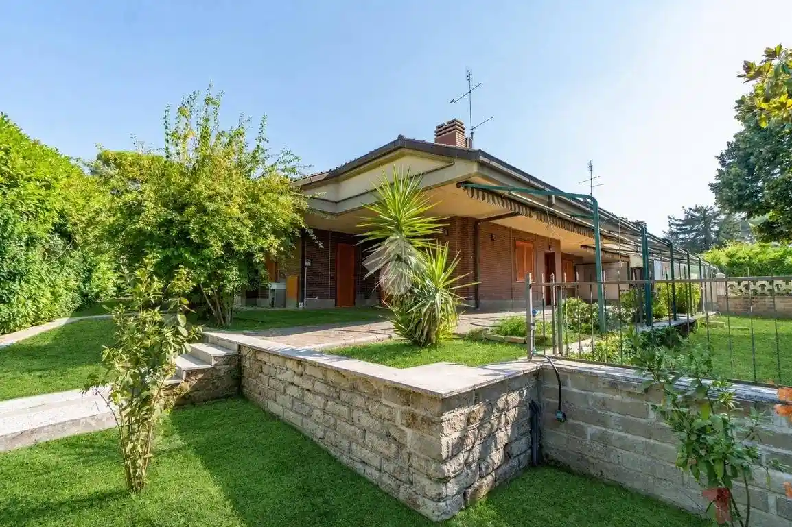 Villa in vendita a Grottaferrata