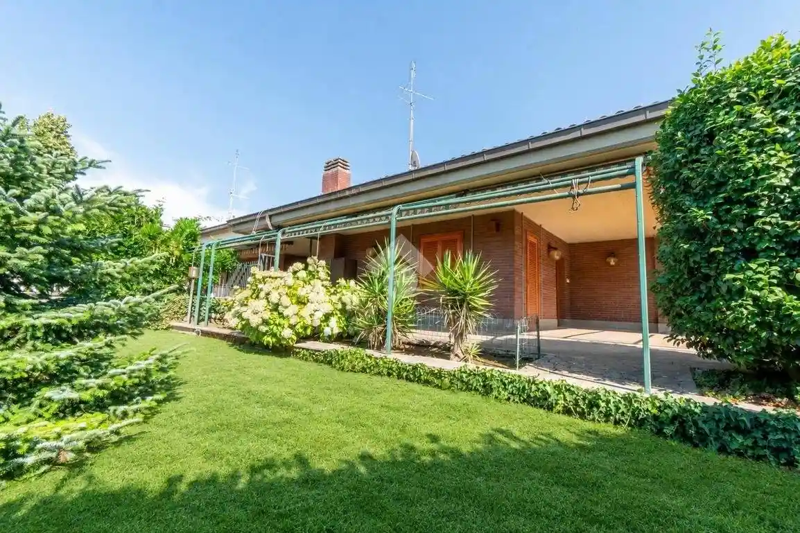 Villa in vendita a Grottaferrata