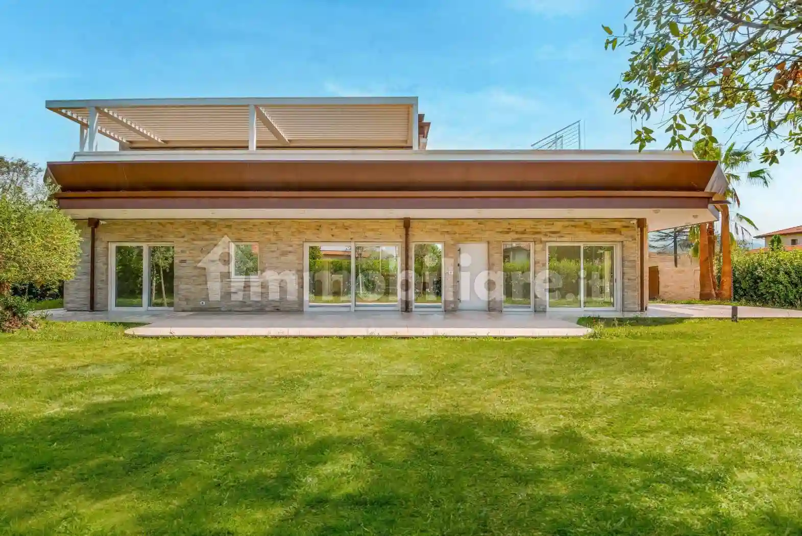 Villa - foto 2