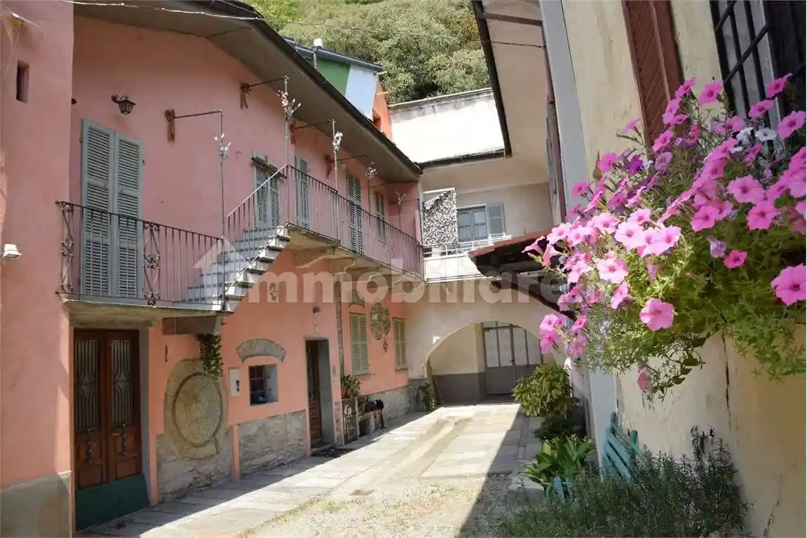 Casa indipendente in vendita a Vogogna