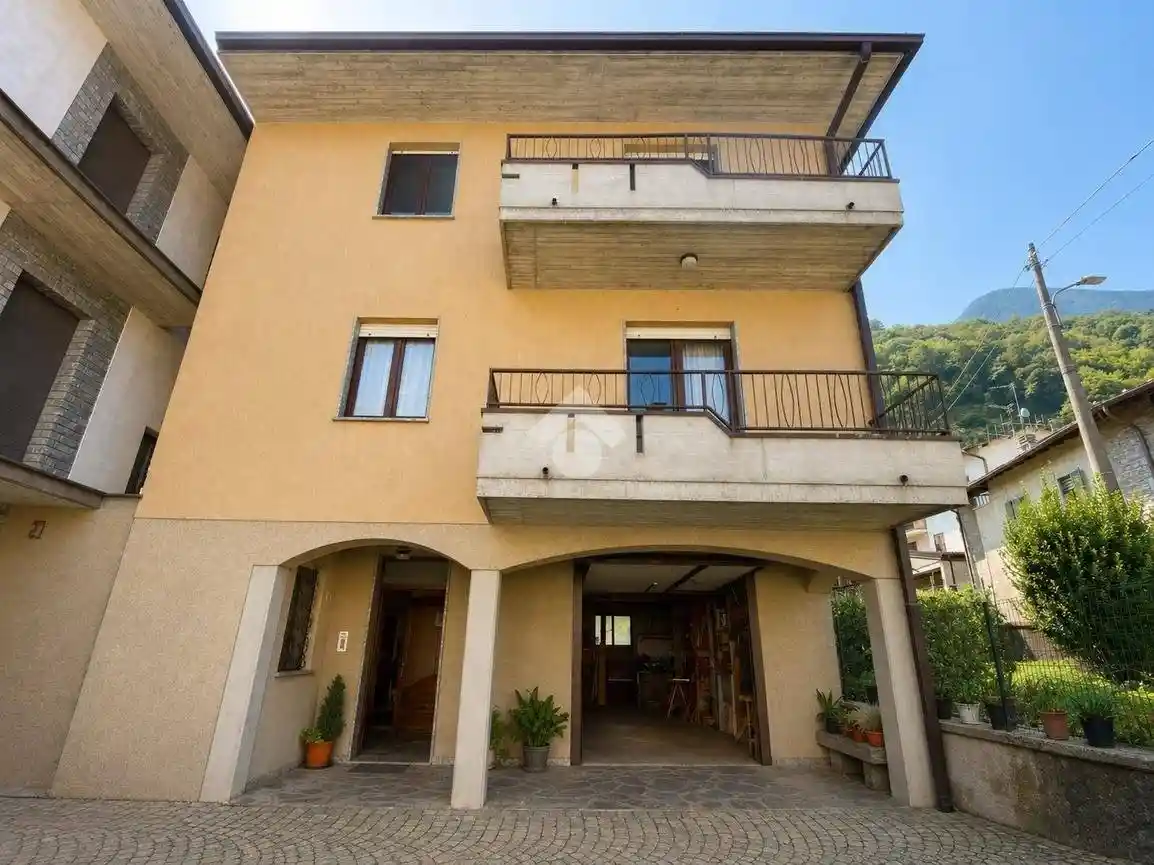Casa indipendente in vendita a Fusine