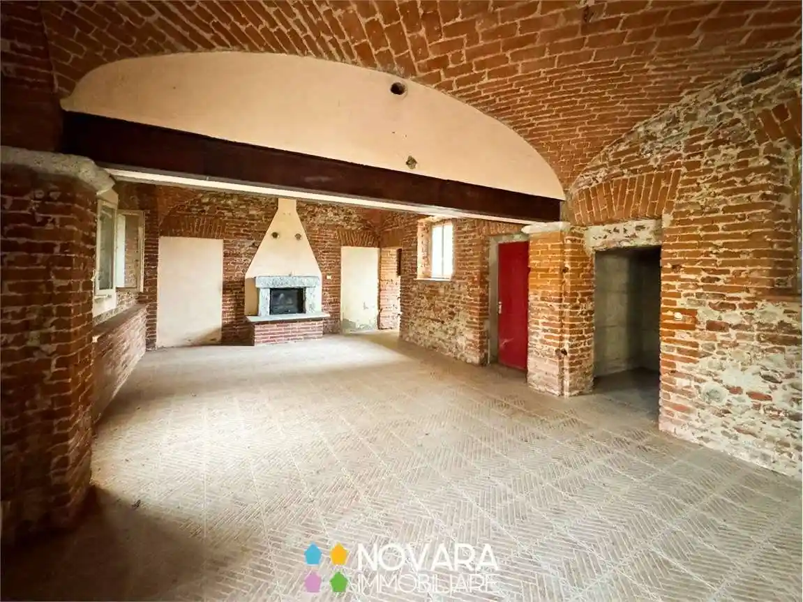 Rustico - Casale in vendita a Caltignaga