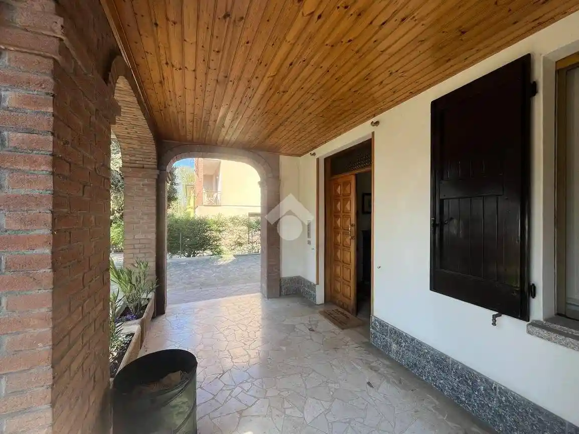 Appartamento in vendita a Castelnovo di Sotto