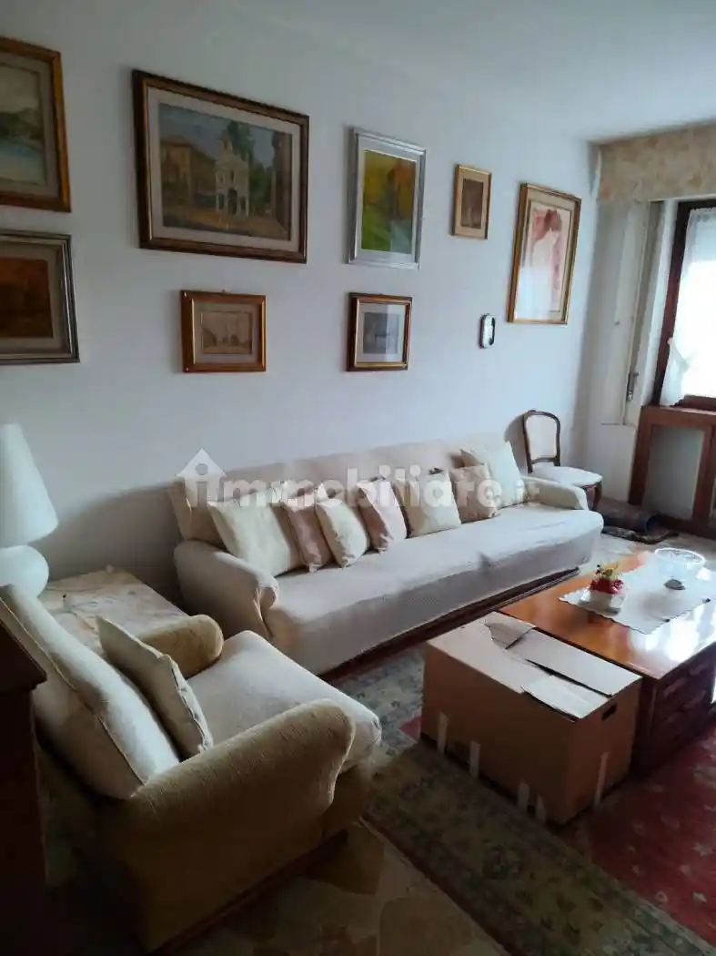 Appartamento in vendita a Varese