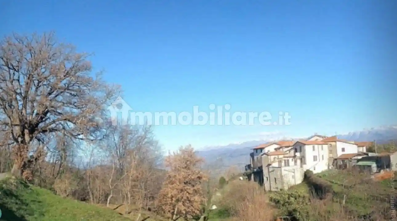 Casa indipendente in vendita a Fivizzano