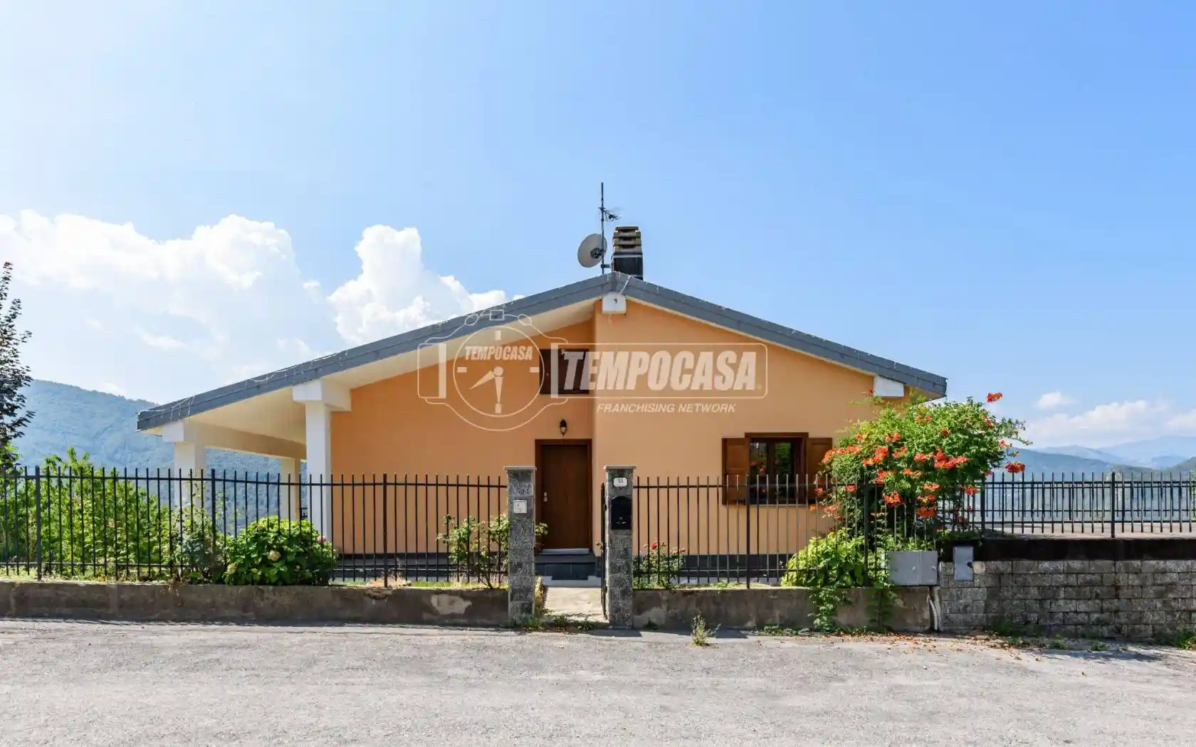Villa in vendita a Montaldo di Mondovì