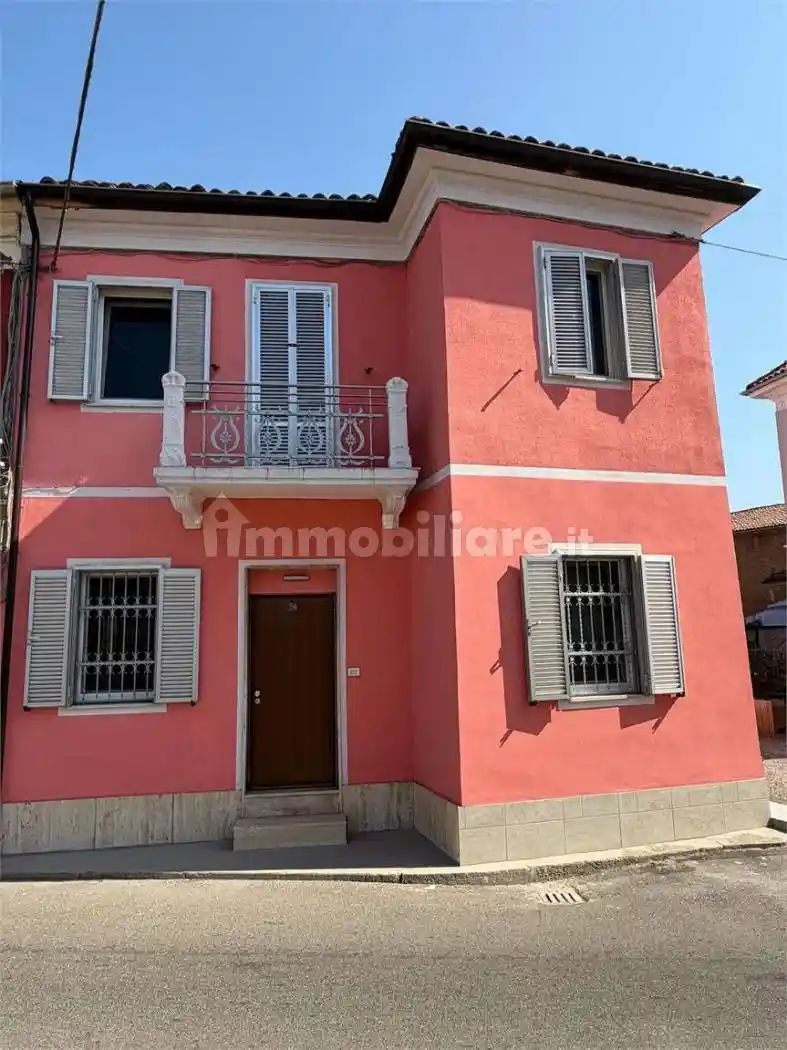 Villa in vendita a Alessandria