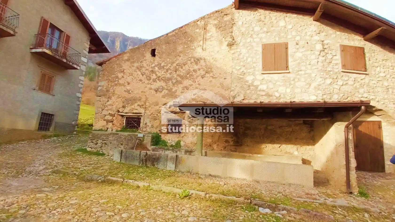Rustico - Casale in vendita a Oltressenda Alta