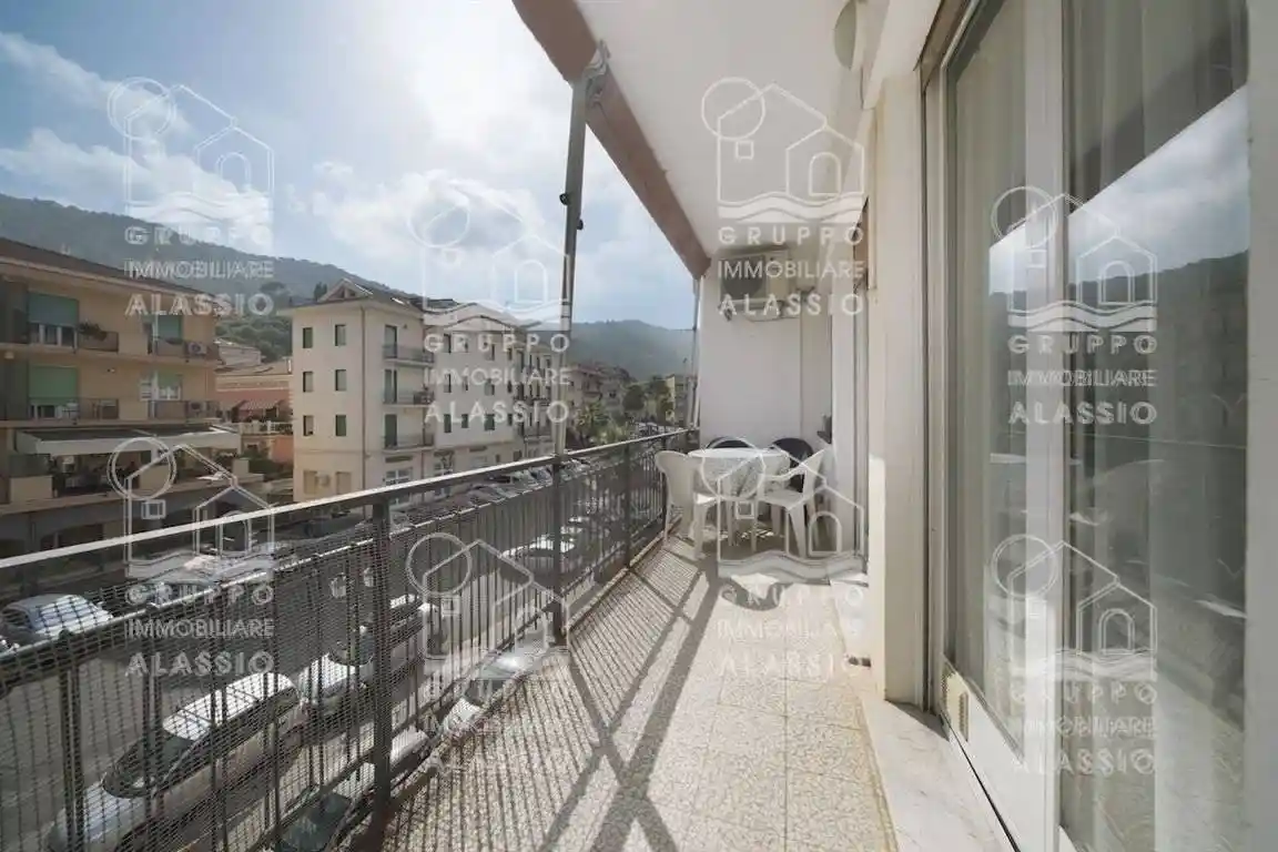 Appartamento in vendita a Alassio
