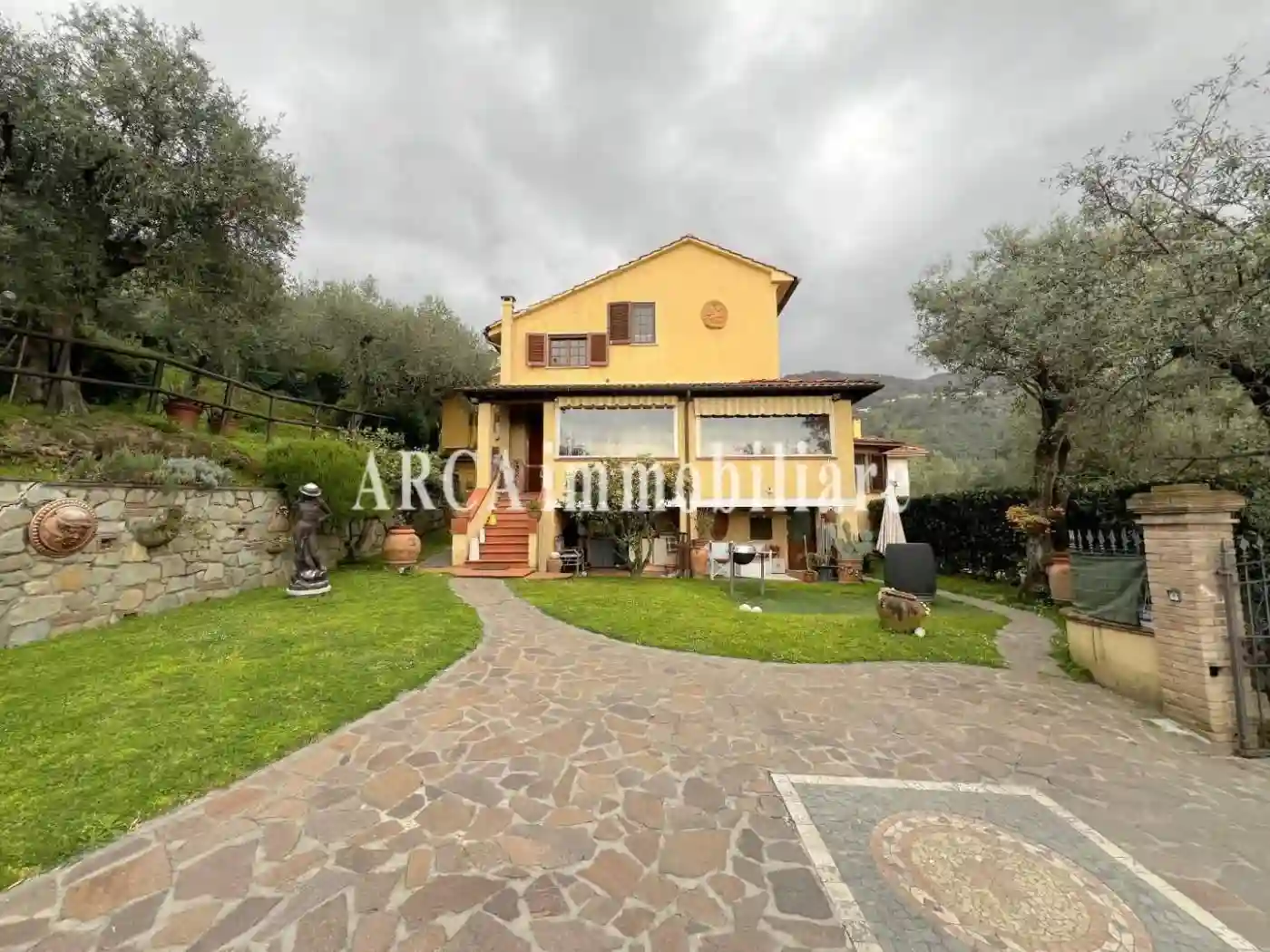 Villa - foto 2