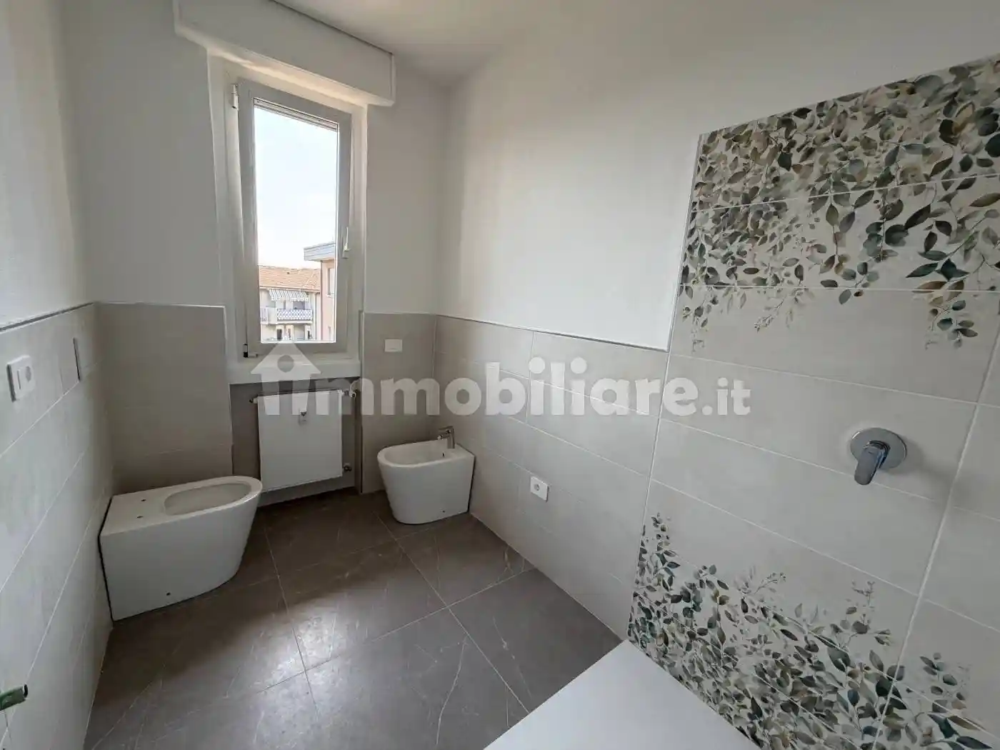 Palazzo - Edificio in vendita a Bonate Sotto