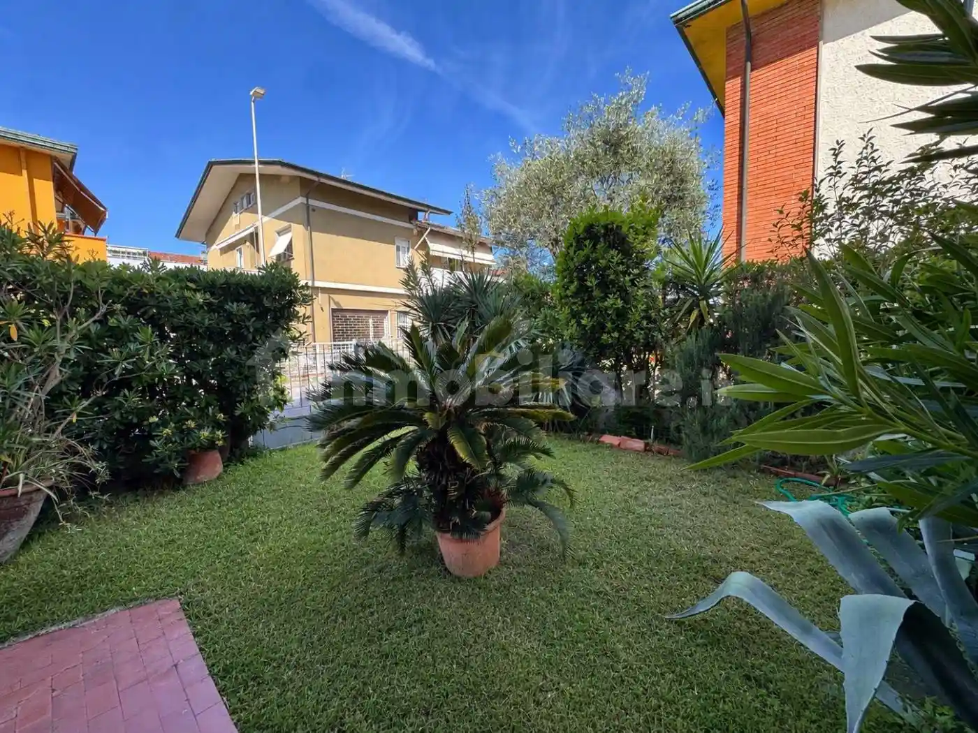Appartamento in vendita a Viareggio